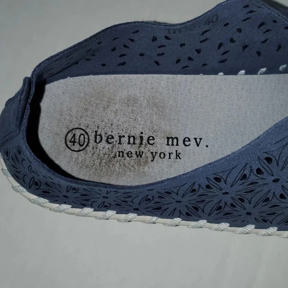Bernie Mev. Cut Out Slip-On Blue Suede Leather Shoes Womens Size 40 - Picture 9 of 11